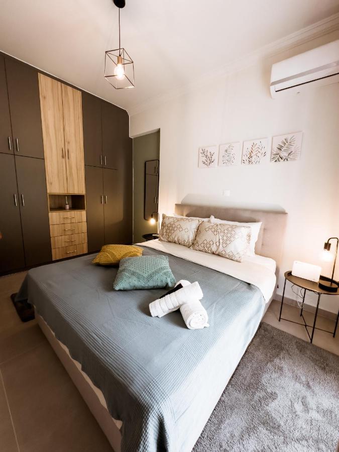 Metro Chic Haven: Modernized Urban Studio Near The Tram Athén Kültér fotó